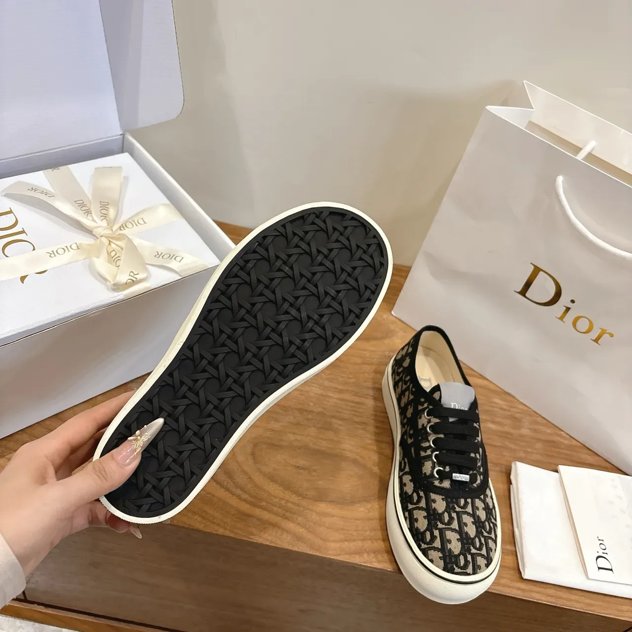 Dior B23 Negro Beige Oblícuo Monograma Lona Zapatillas de bajo corte estilo de vida 3
