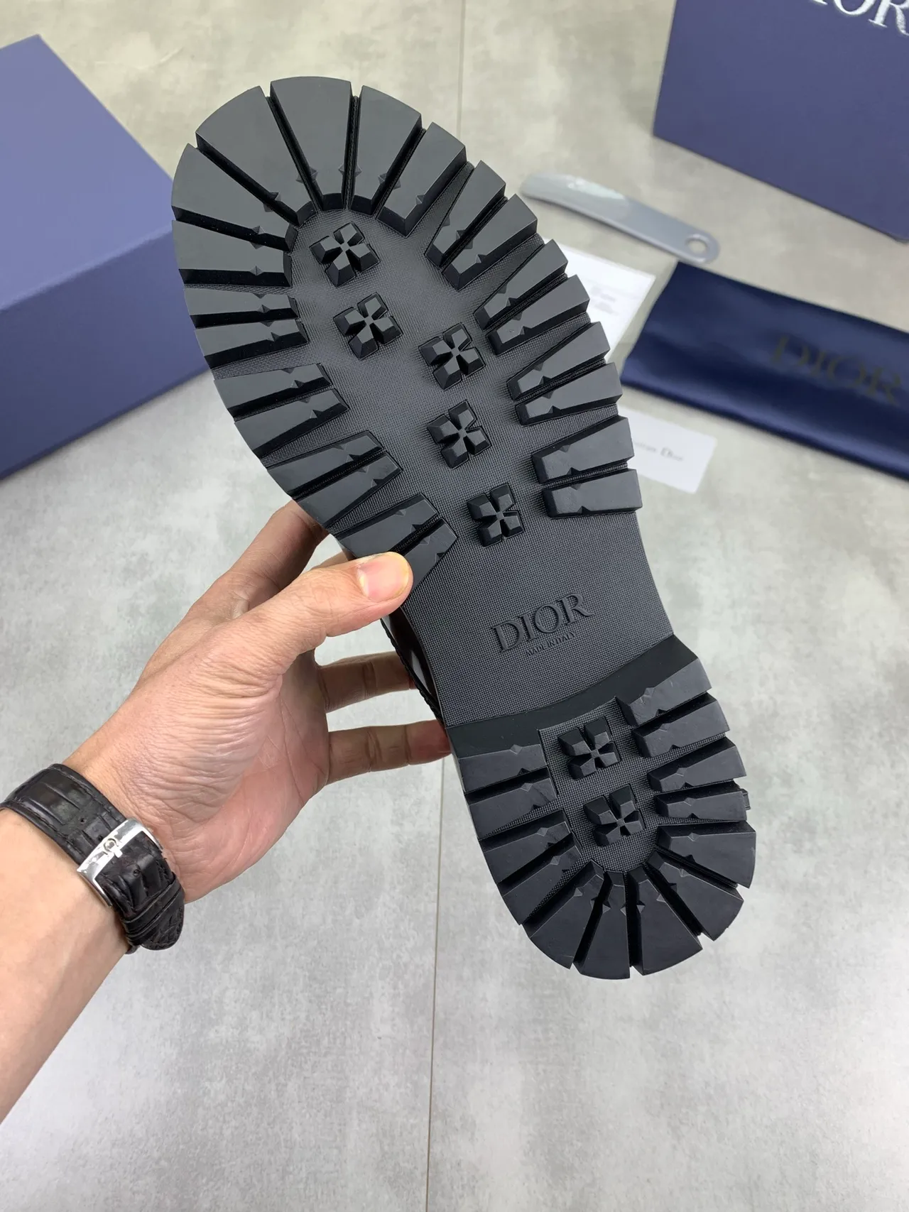 Dior B23 Sapatos Oxford pretos com cap-toe e sola lug 3