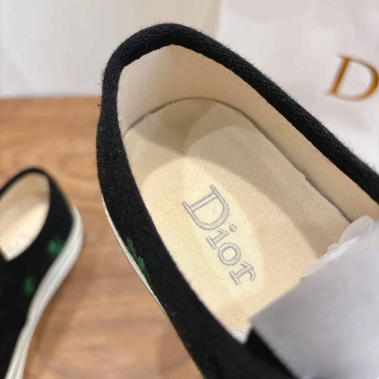 Dior B23 Black Green Canvas Upper Embroidered Four-Leaf Clover Motifs Lifestyle Sneakers 4