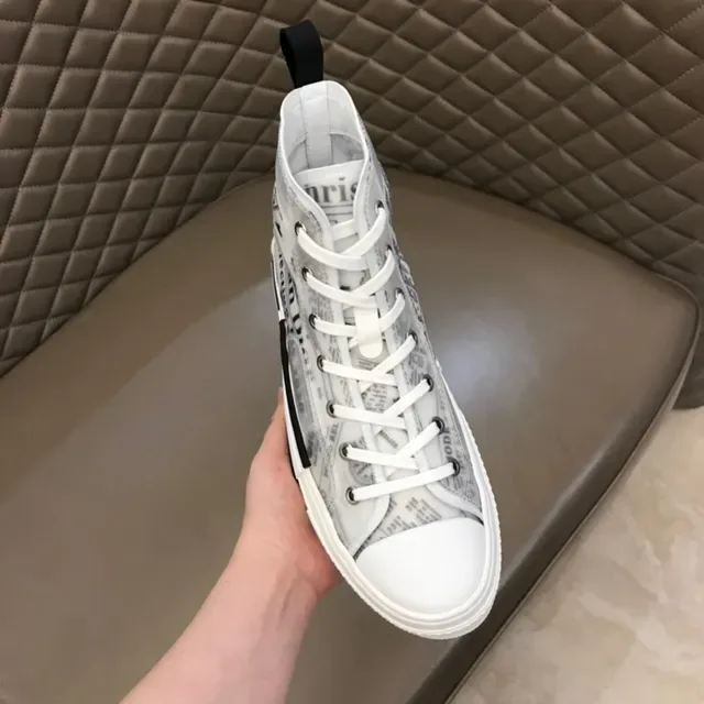 Dior B23 Newspaper-Print White Lifestyle Sneakers 3