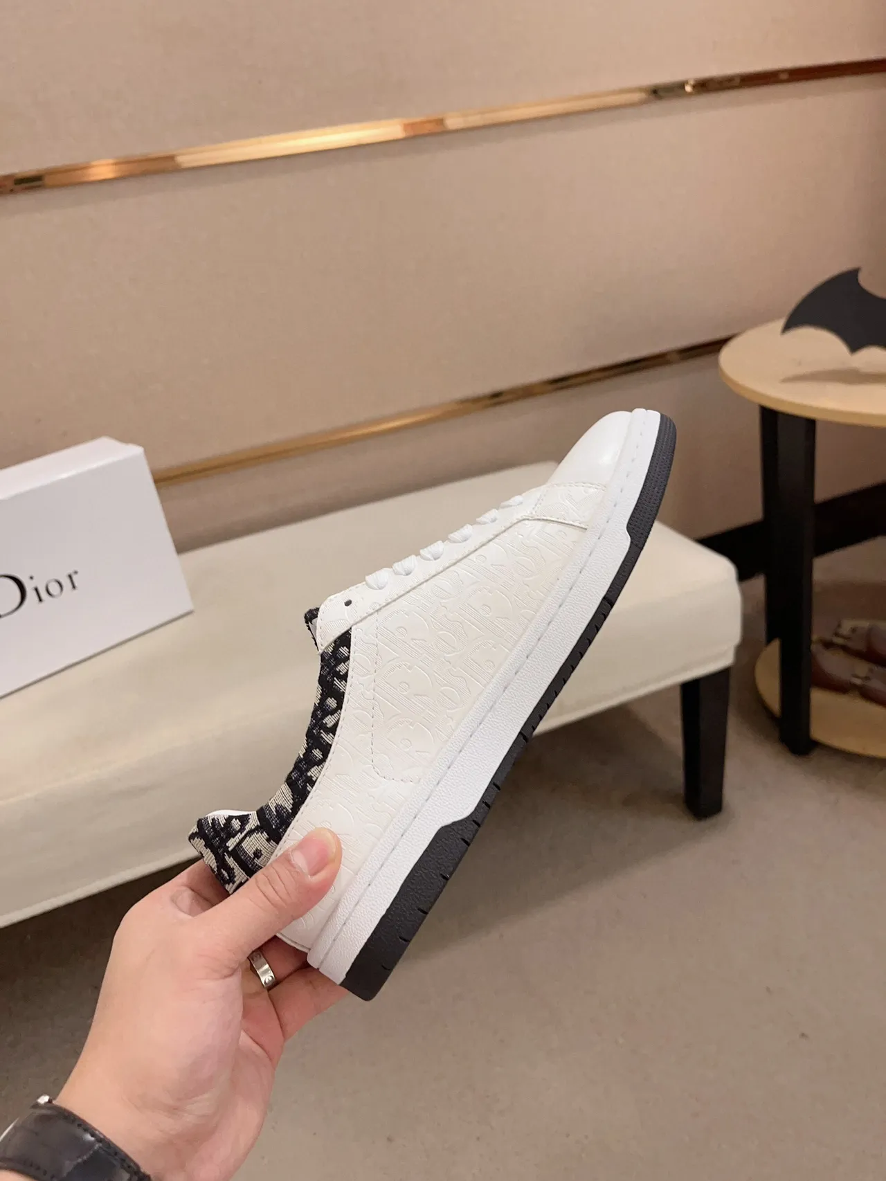 Dior B23 White and Black Oblique Lifestyle Sneakers 6