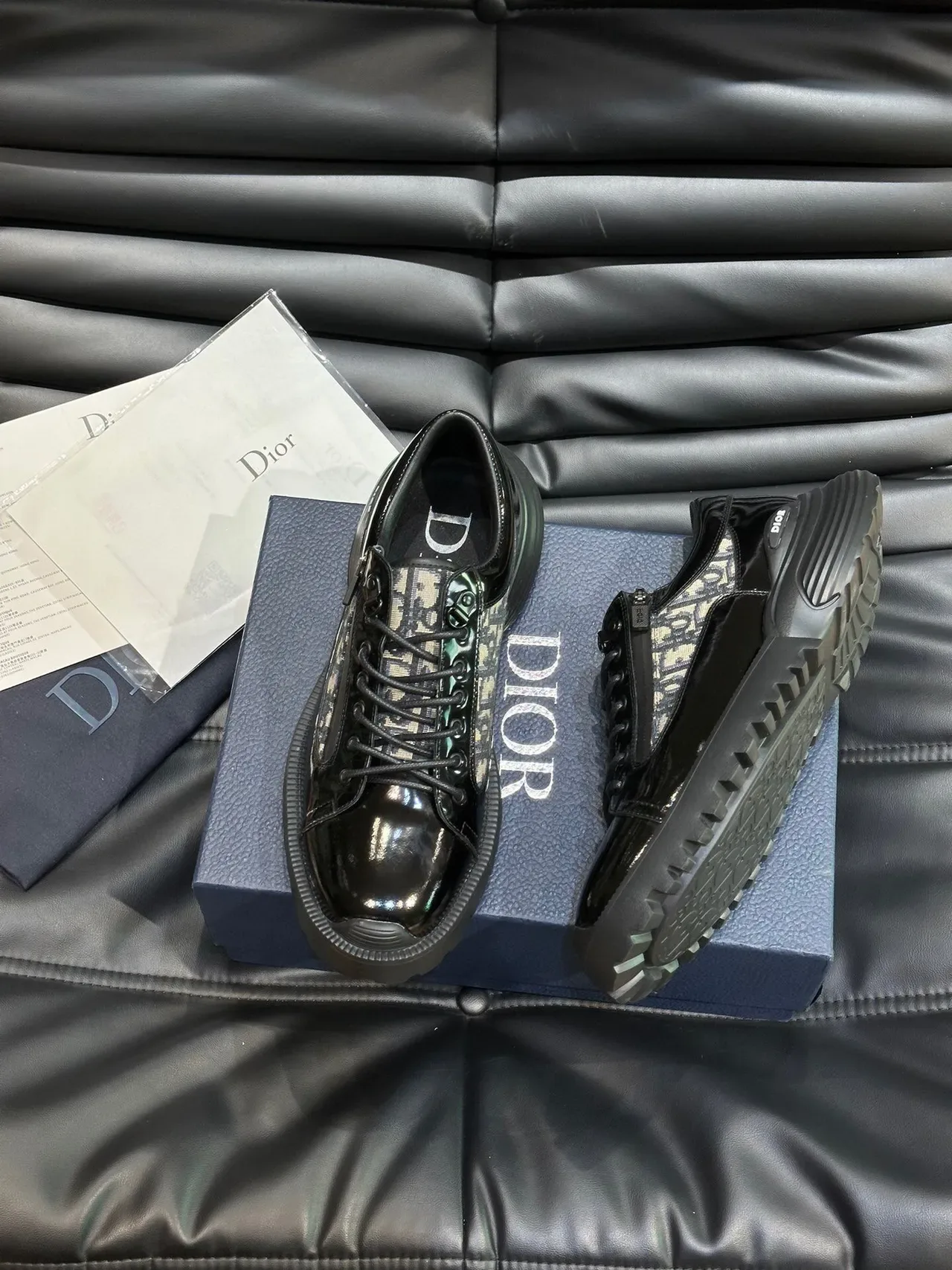 Dior B27 Sneakers lifestyle cuir patent noir monogramme oblique 3
