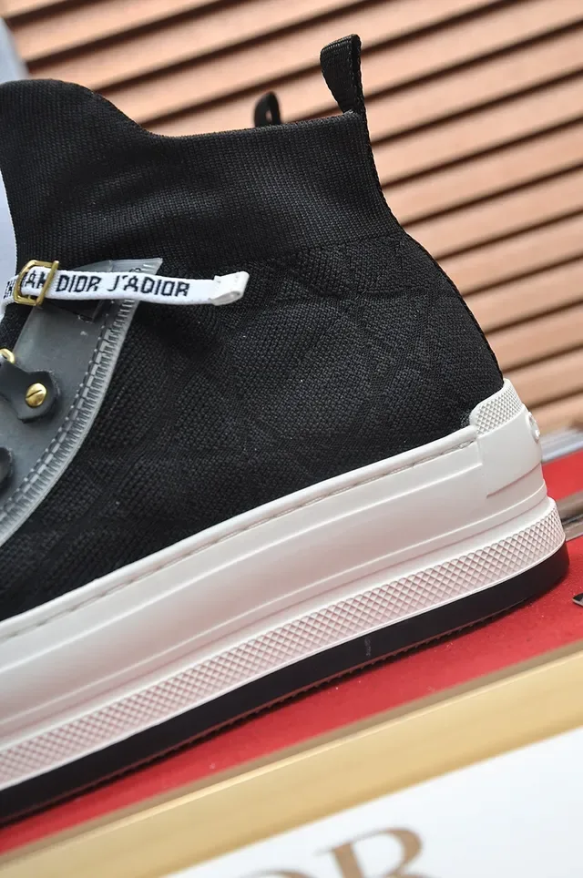 Dior Chaussures Lifestyle Noir et Gris Montantes à Encolure Chaussette Tricotées avec Détail de Sangle Marquée 2
