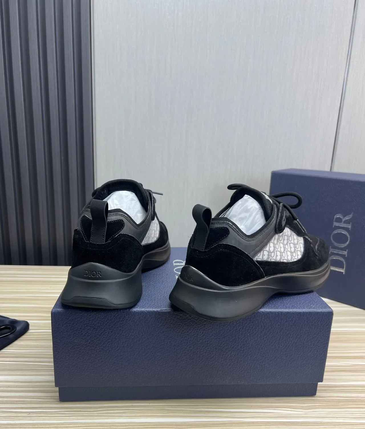 Dior Black Gray Low-Top Mixed-Material Chunky Sneakers 4