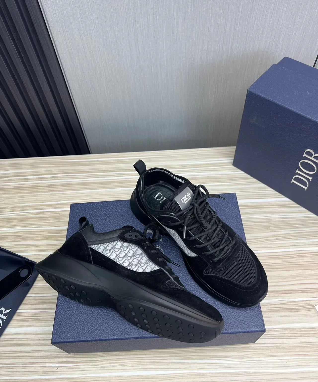 Dior Black Gray Low-Top Mixed-Material Chunky Sneakers 5