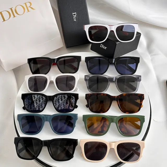 Dior Black Red Rectangular Acetate Frame Temple Trim Sunglasses 3