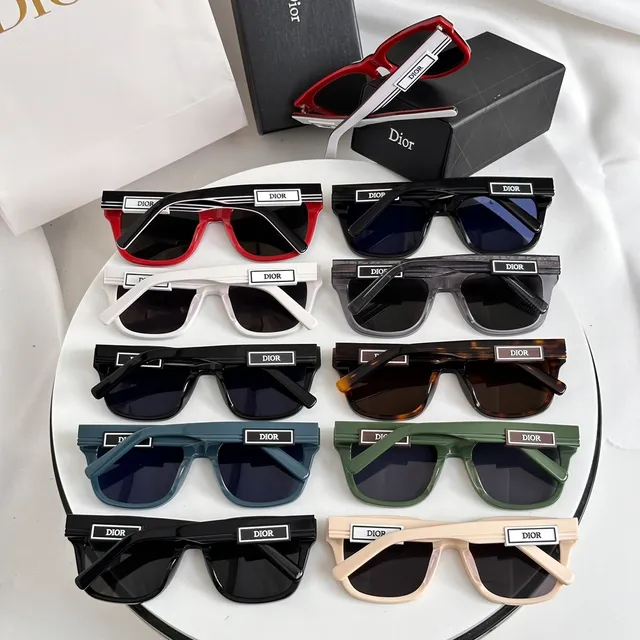 Dior Black Red Rectangular Acetate Frame Temple Trim Sunglasses 4