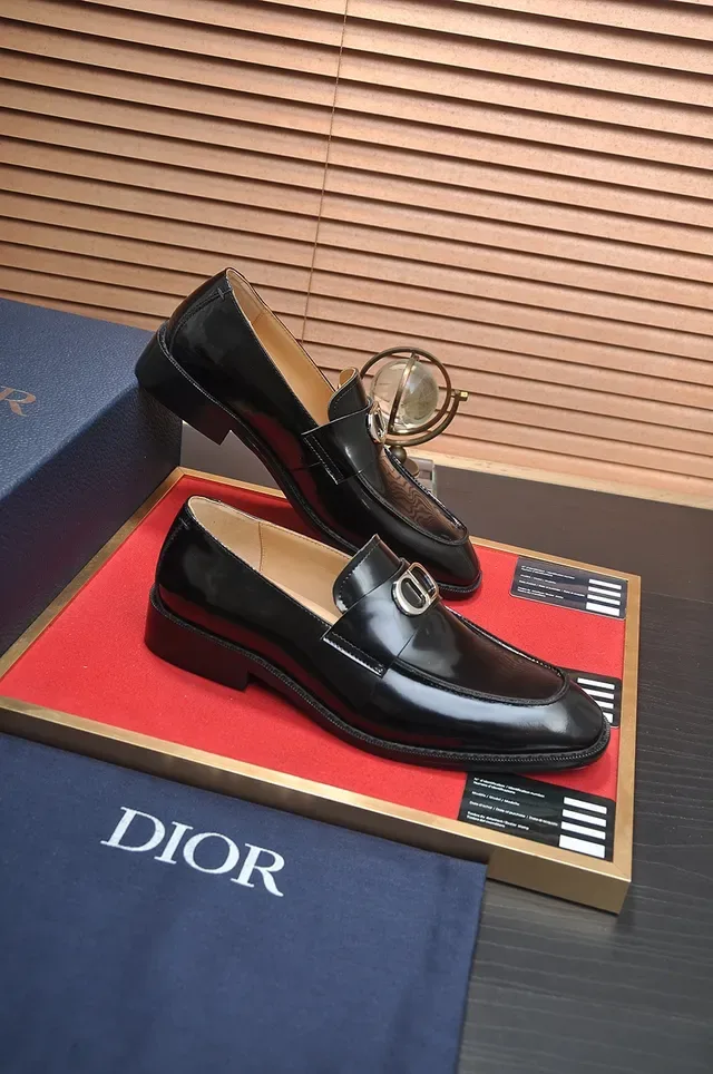 Dior Black Silver Glossy Patent Leather Single Strap Loafer 4