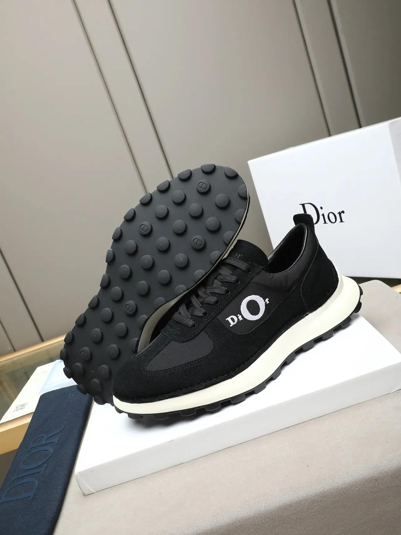 Dior Black White Suede And Mesh Upper Embroidered Logo Panel Lifestyle Sneakers 4