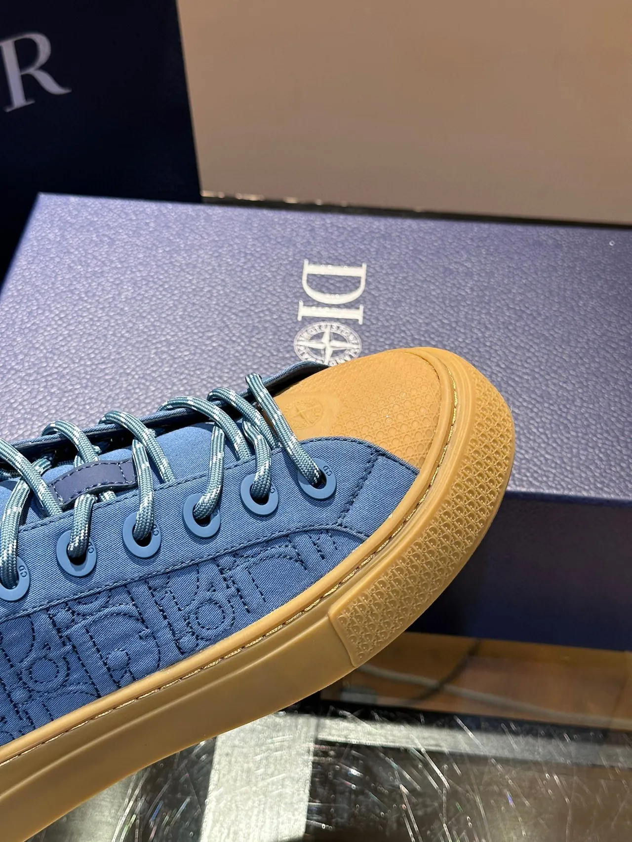 Dior Blue Beige Embossed Oblique Monogram Upper Thick Platform Sole Lifestyle Sneakers 4