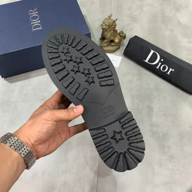 Dior Burgundy Black Wingtip Cap-Toe Brogue 2