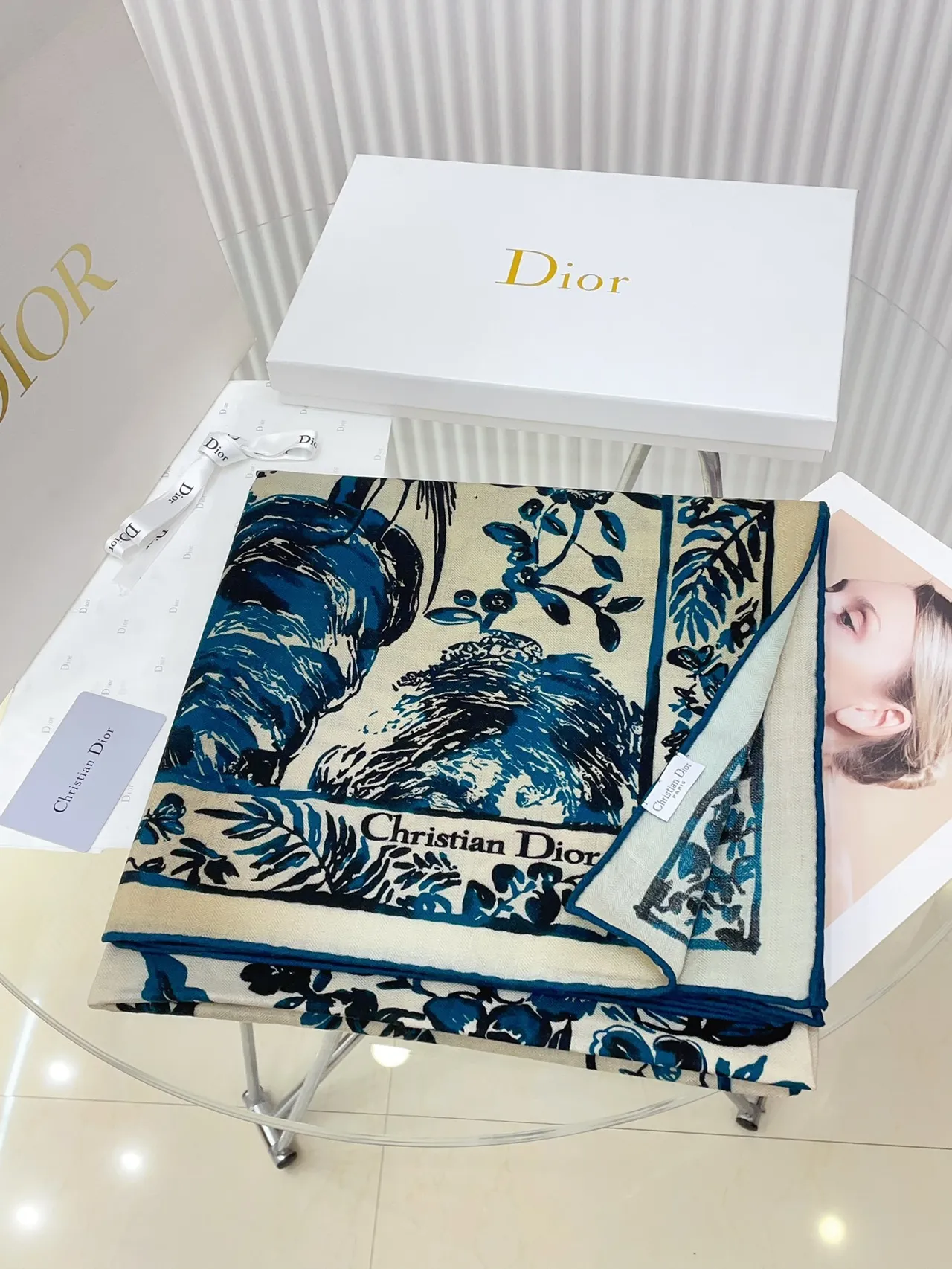 Dior Imprimé Floral-Abstract Cream Teal Black Écharpe de Soie 4