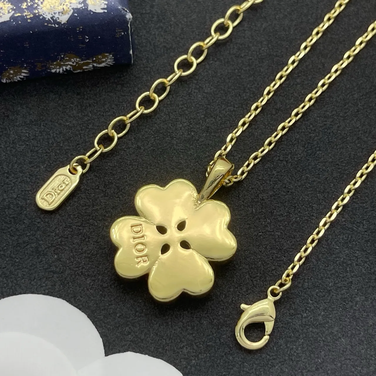 Dior Four Leaf Clover Gold Pink Chain Pendant Necklace 3