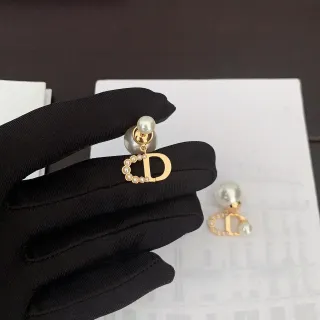 Boucles d'oreilles Dior Métal Or Blanc avec Perles