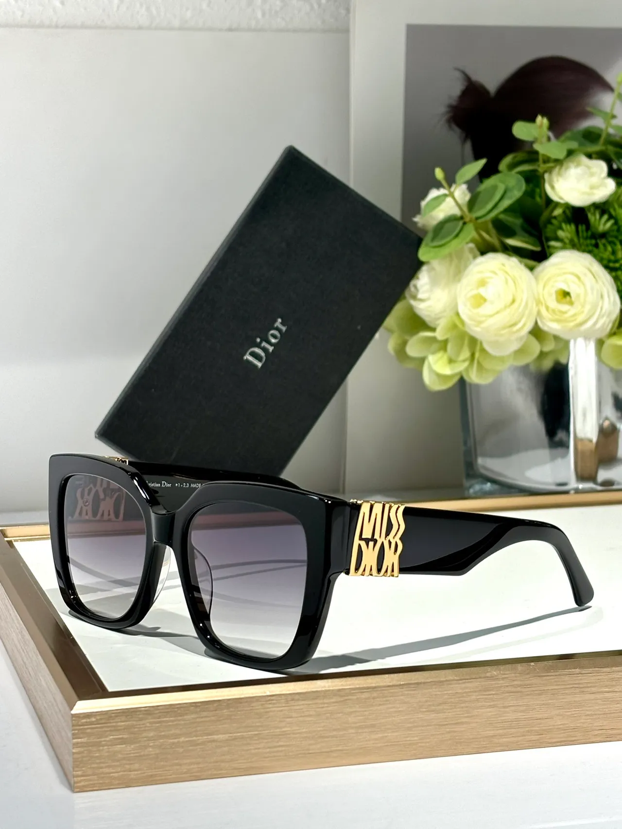 Dior Miss Dior Oversized Square Black Gradient Sunglasses 1