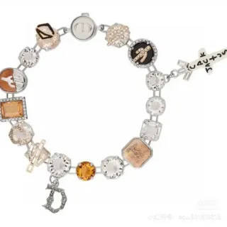 Bracelet Dior Multi-Charm en Cristal et Émail