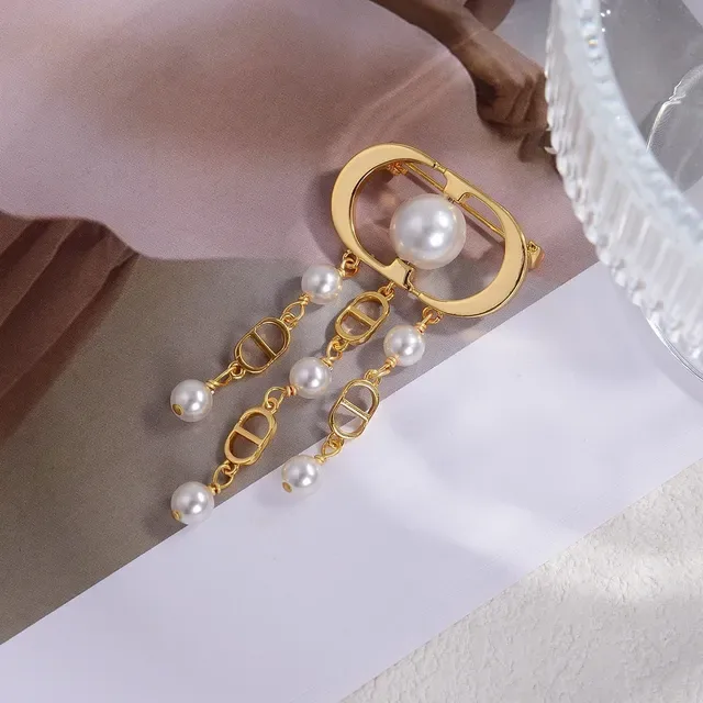 Broche Dior Oblique Perle Or Blanc Ovale Boucle Cadre Pendentif Franges 2