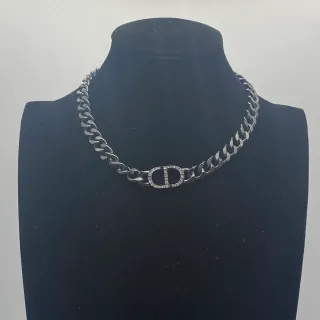 Collier Dior Chaîne Curb Chunky Transparente Argentée Cristaux Incrustés Logo CD