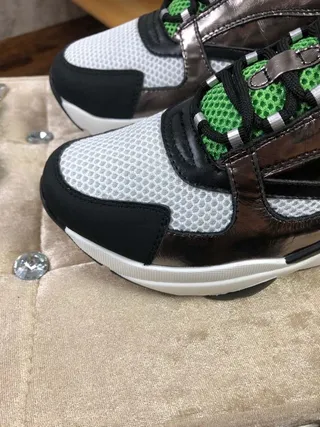 Dior White Green Platform Sole Mesh And Metallic Overlay Construction Chunky Sneakers 3