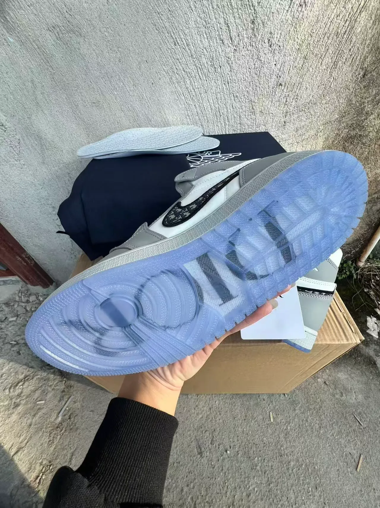 Dior x Air Jordan 1 Blanc Gris Motif Oblíquo Sneakers Lifestyle 6