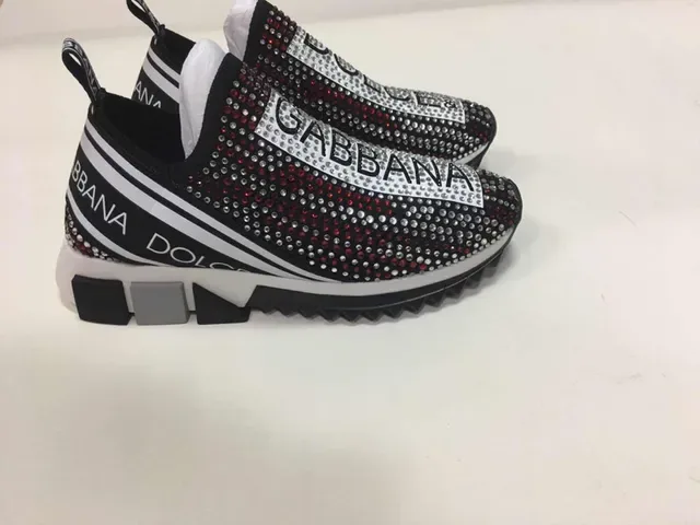Dolce & Gabbana Chaussures Lifestyle Noir Blanc à enfiler upper en tricot embellies de rhinestones et bande logo 3