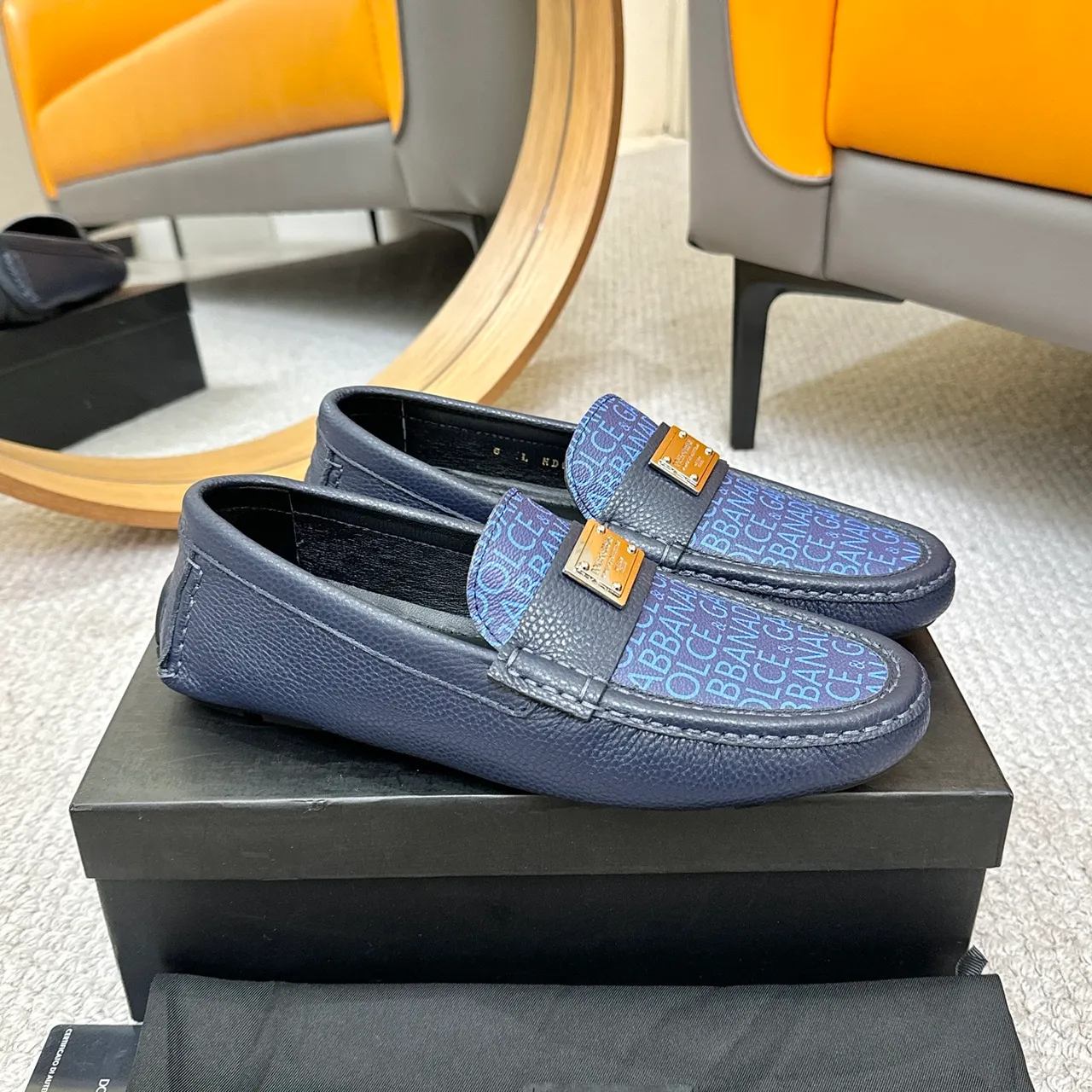 Dolce & Gabbana Portofino Mocassin Bleu Marine Monogram-Print Vamp Plaque Métal Accent 4