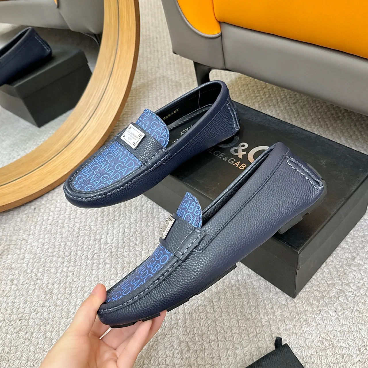 Dolce & Gabbana Portofino Mocassin Bleu Marine Monogram-Print Vamp Plaque Métal Accent 5