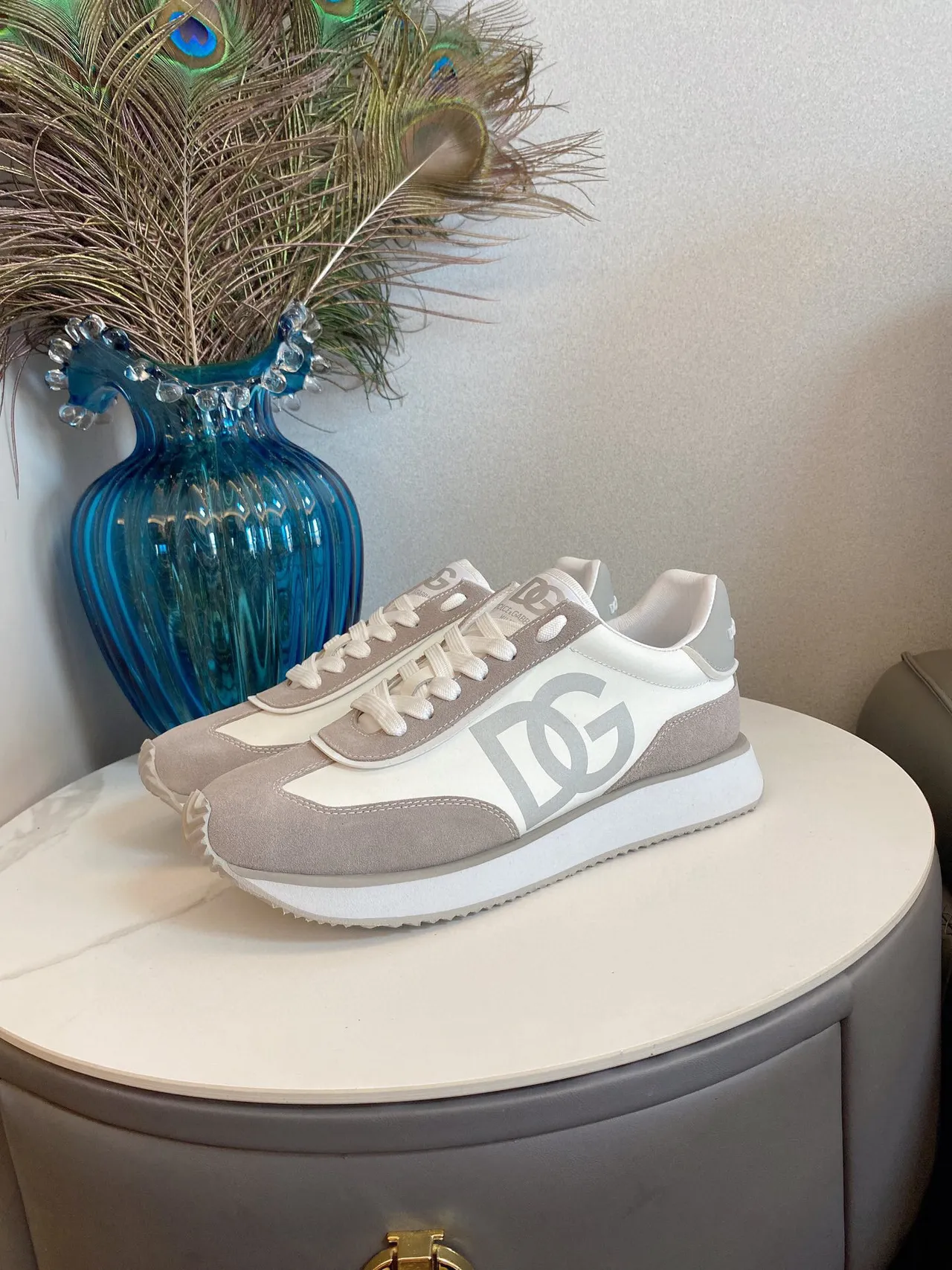 Dolce & Gabbana Beige Gris Oversize DG Monogram Mélange de Daim et Cuir Lisse Lifestyle Sneakers 9