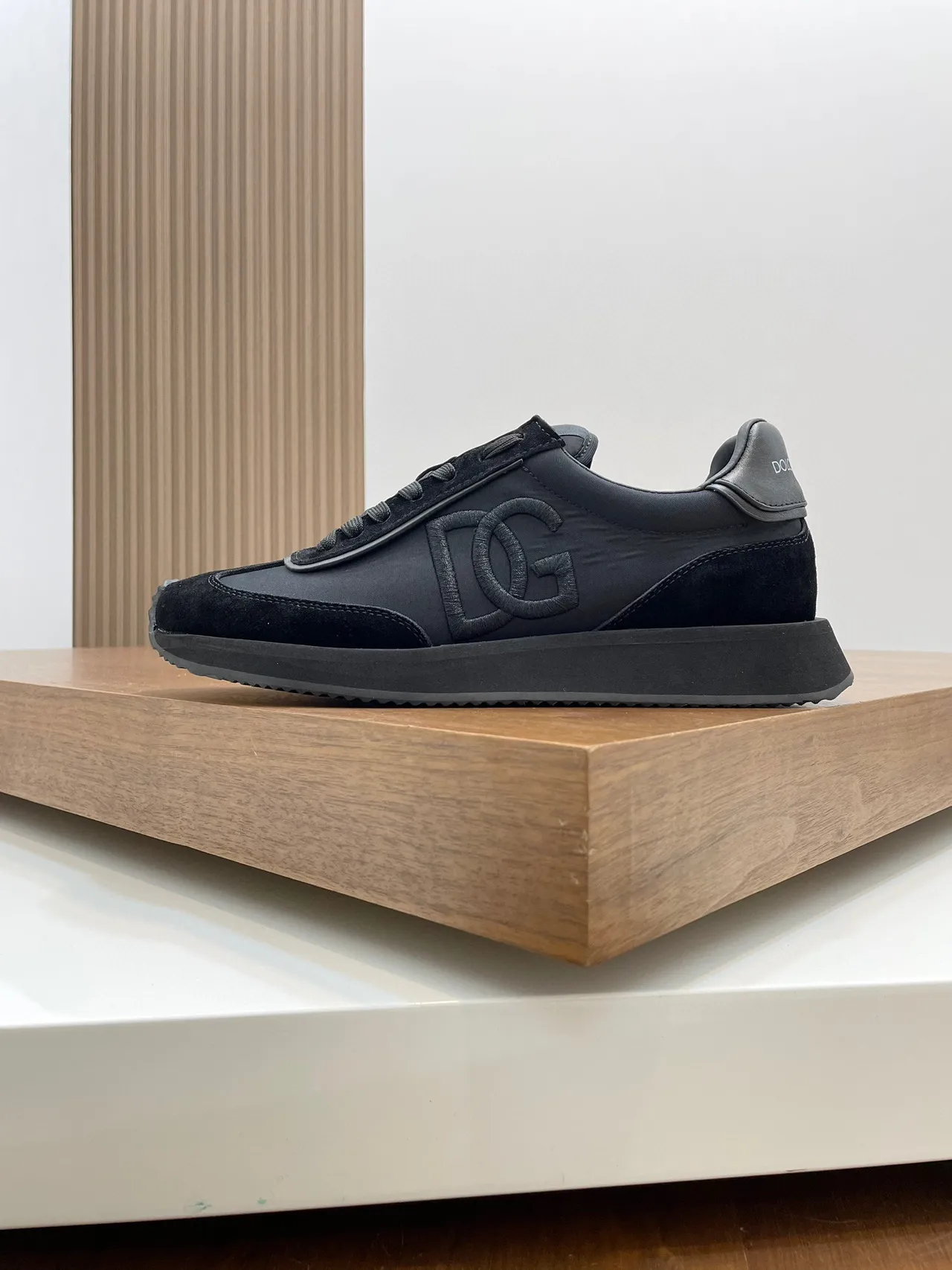 Dolce & Gabbana Baskets Lifestyle Noires Monochromes en Daim et Nylon avec Panneaux 6