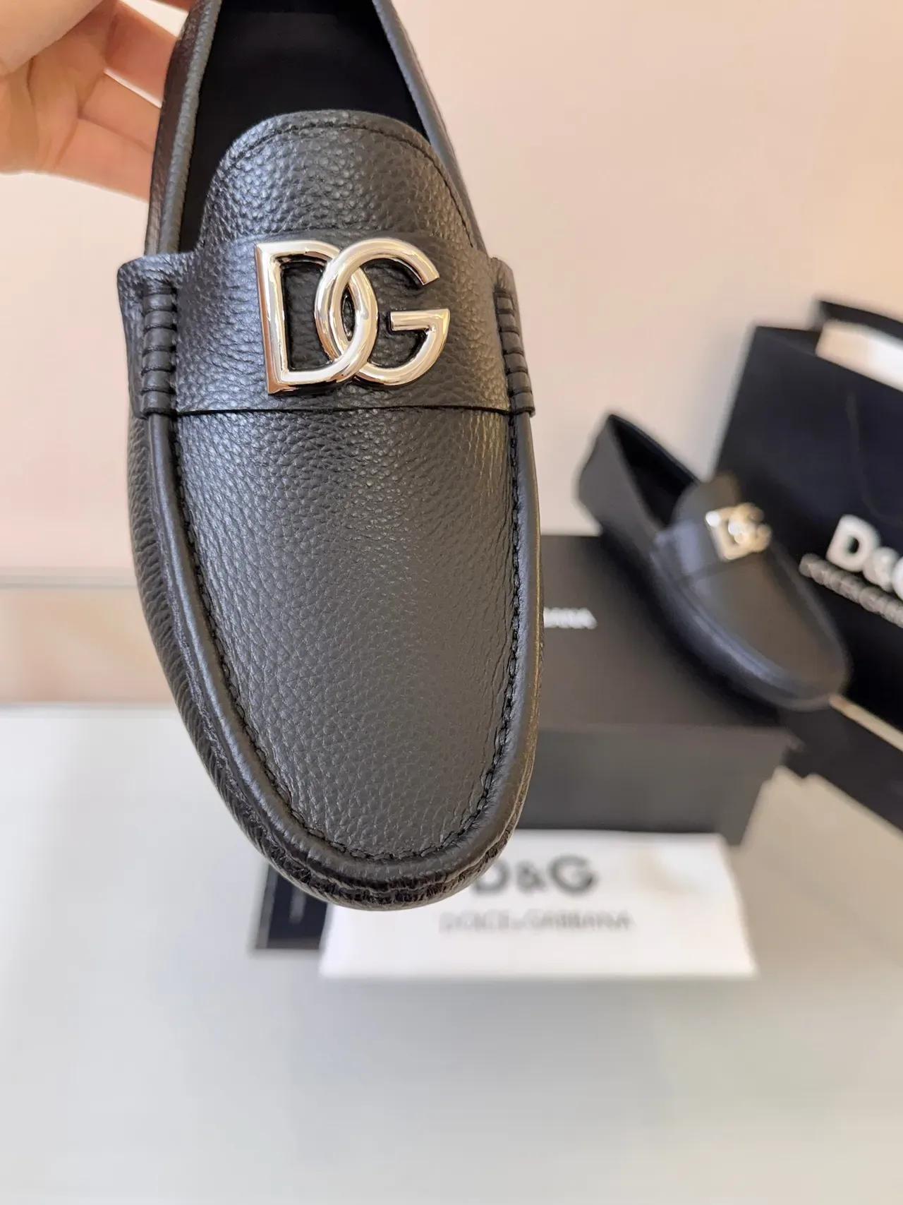 Dolce & Gabbana Portofino Mocassins Noirs en Cuir Grainé avec Boucle DG 3