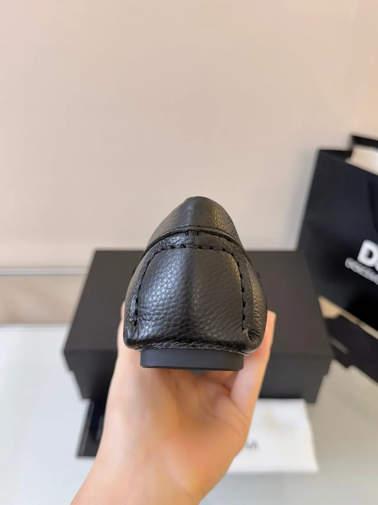 Dolce & Gabbana Portofino Mocassins Noirs en Cuir Grainé avec Boucle DG 4