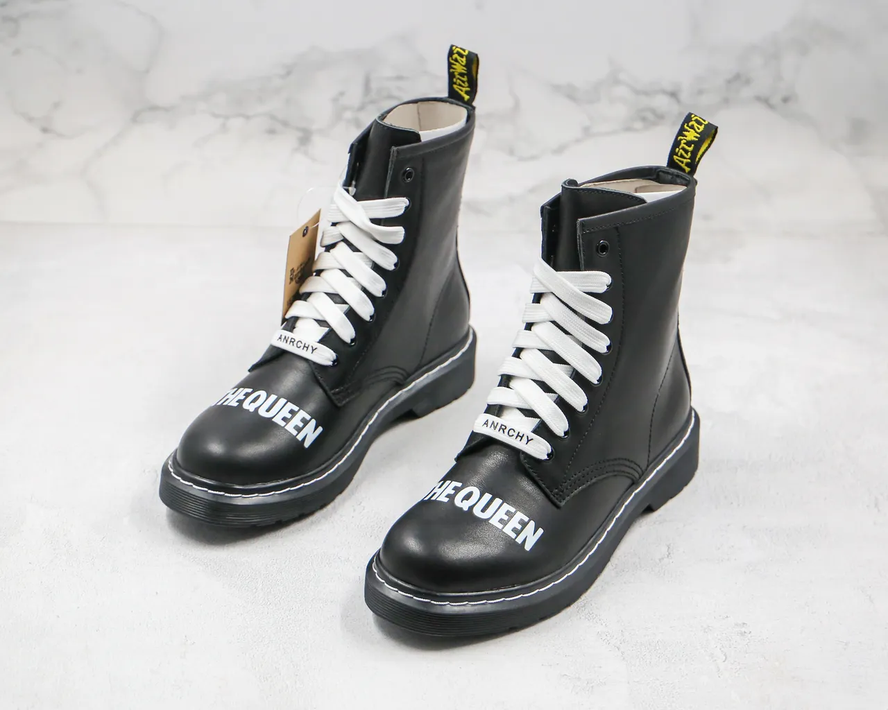 Dr. Martens Black White Smooth Leather Upper Contrast Stitching Martin Boots 9
