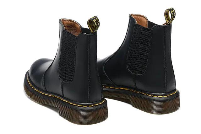 Dr. Martens Chelsea Boot Black Yellow Smooth Leather Elastic Side Gussets Chelsea Boots 3