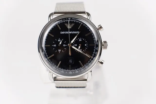 Emporio Armani Chronographe Cadran Noir Maille Argentée Montre Mécanique 2