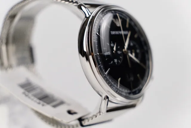 Emporio Armani Chronographe Cadran Noir Maille Argentée Montre Mécanique 6