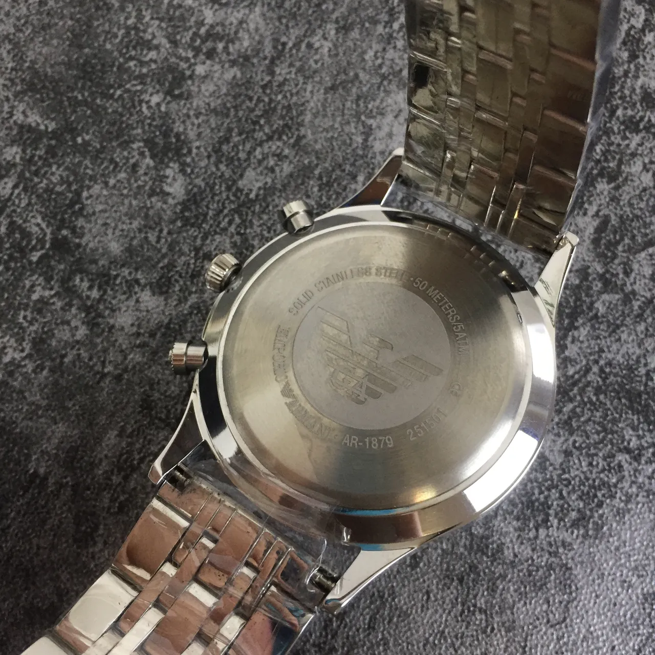 Emporio Armani Montre Chronographe Cadran Noir Ton Argent Quartz 5