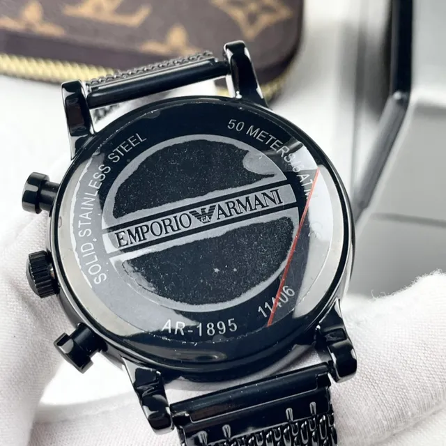 Emporio Armani Montre Chronographe Bracelet Maille Noir Quartz 4