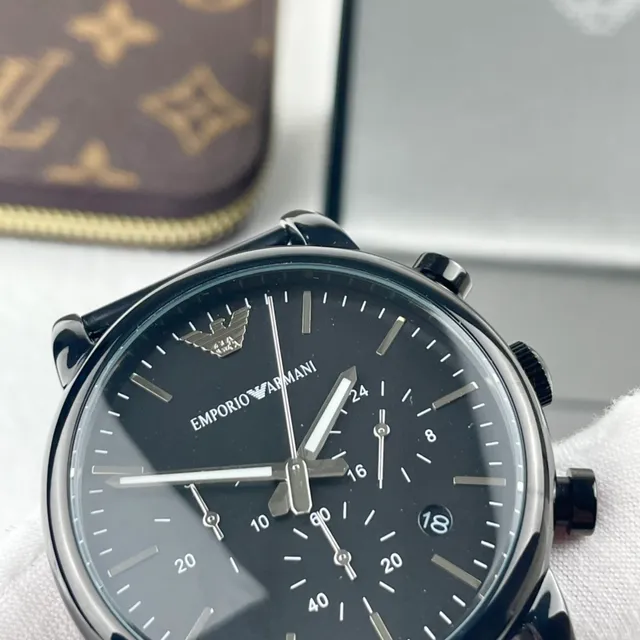 Emporio Armani Montre Chronographe Bracelet Maille Noir Quartz 6