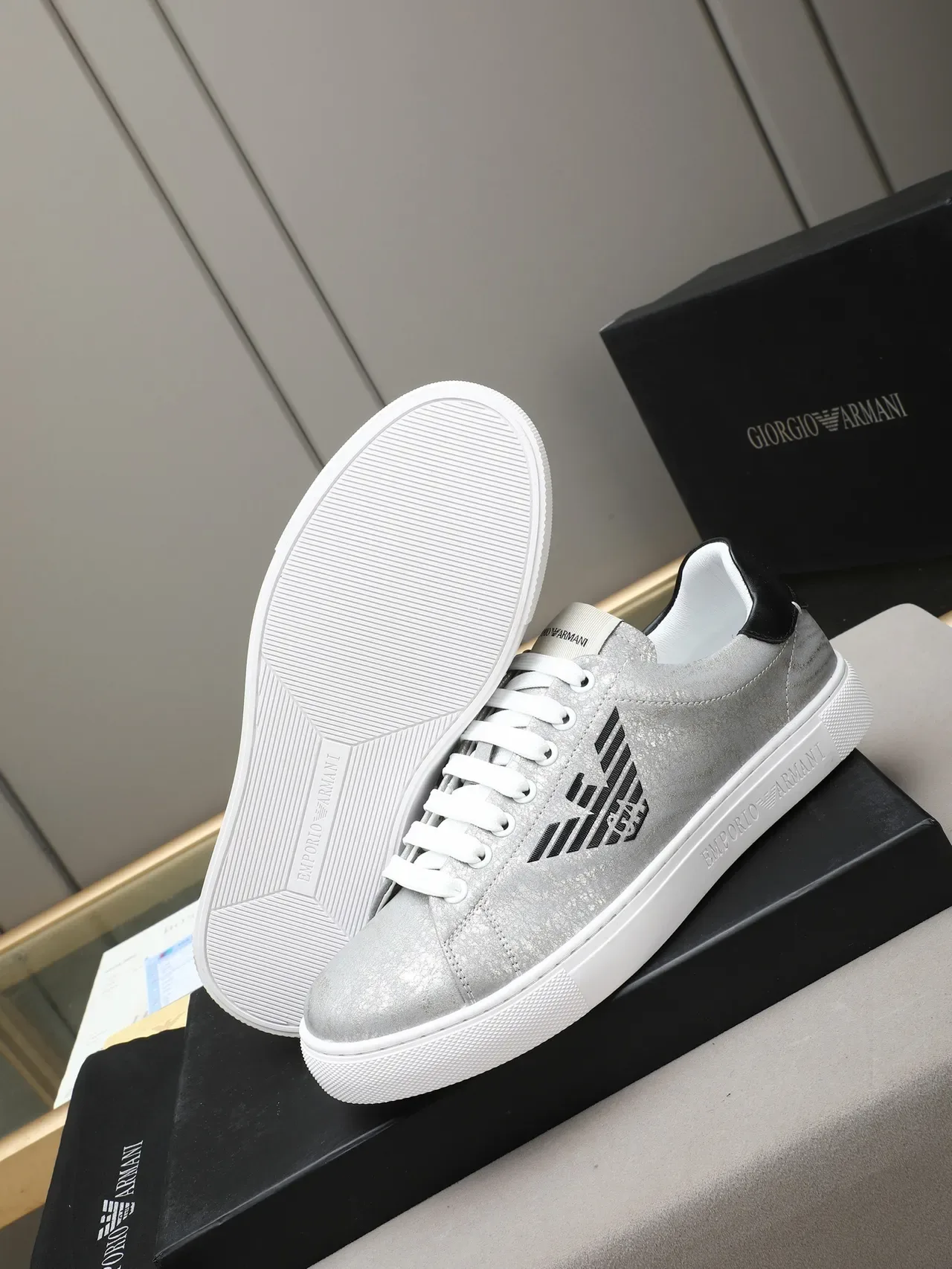 Emporio Armani Lifestyle Sneaker Silver Black Metallic Textured Upper Eagle Logo Lifestyle Sneakers 5
