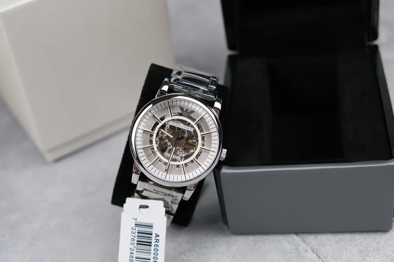 Emporio Armani Montre Mécanique Cadran Esquelette Argenté 7