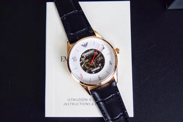 Emporio Armani Meccanico Or Blanc Esquelette Cœur Ouvert Boîtier en Or Rose Mechanical Watch 7