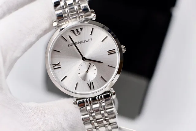 Emporio Armani Acier Inoxydable Argenté Blanc Cadran Sunburst Montre Quartz 8