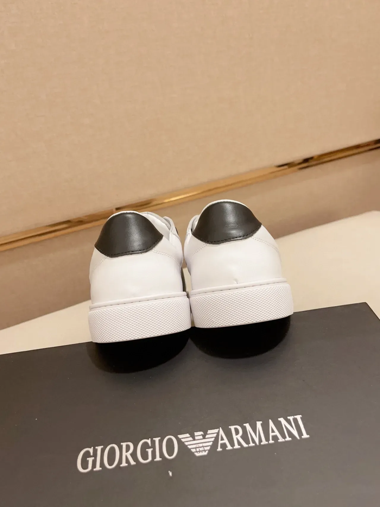 Emporio Armani White Black Low-Top Mixed-Material Upper Lifestyle Sneakers 3