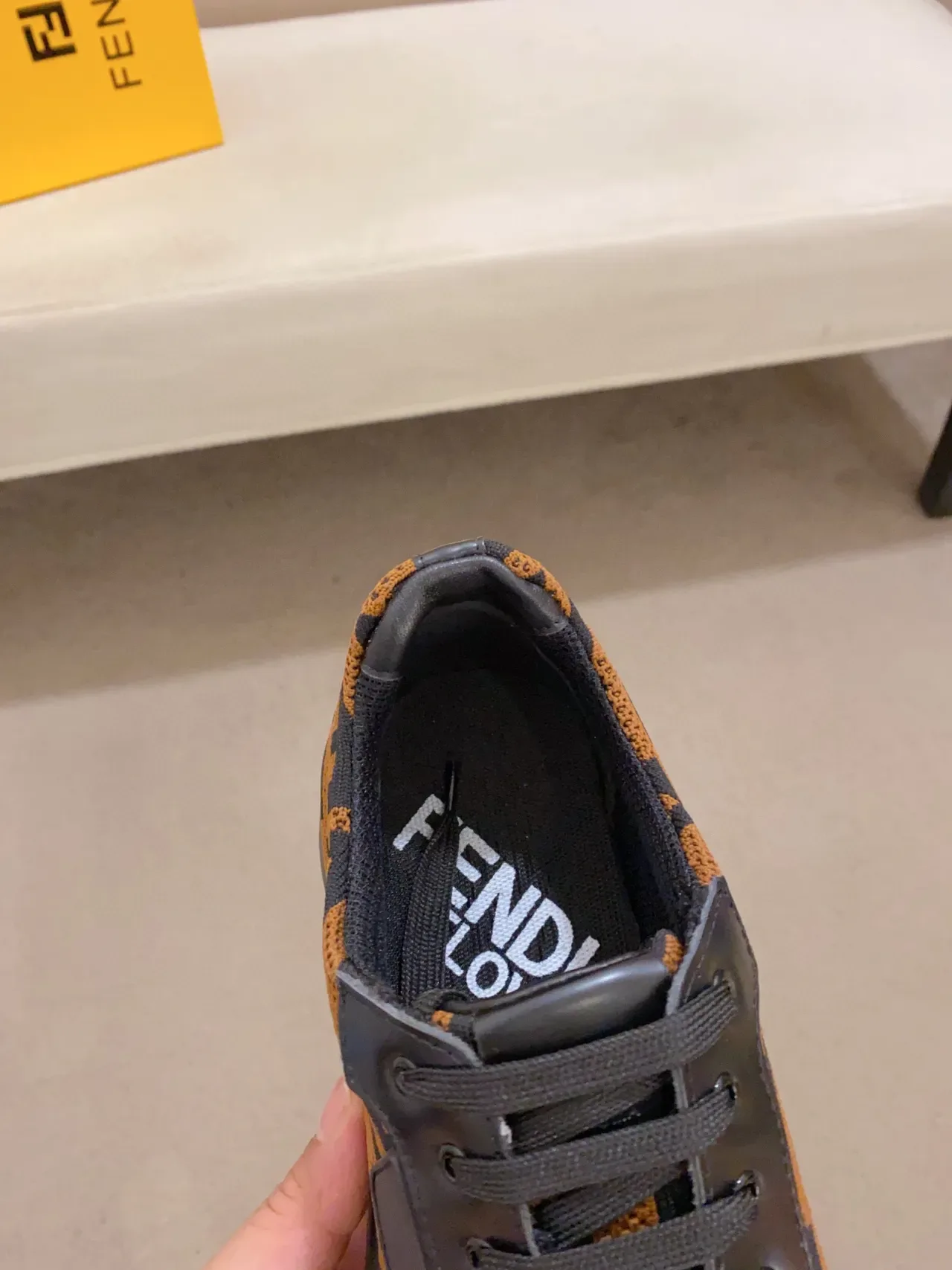 Fendi Marron Noir FF Monogram Tige tricotée Semelle sculptée à nervures en caoutchouc Chaussures lifestyle 4
