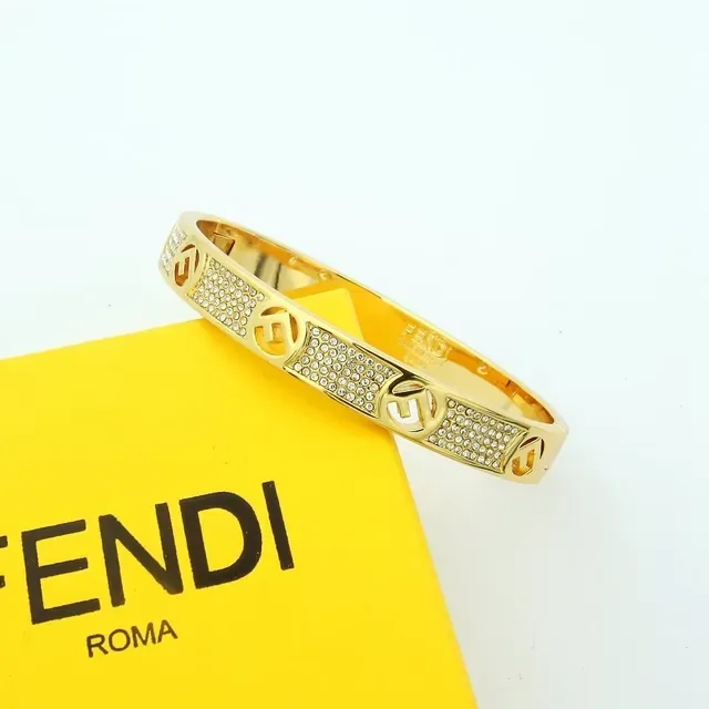 Fendi F Is Fendi Doré Pavé Cristal Logo Double-F Bracelet manchette 2