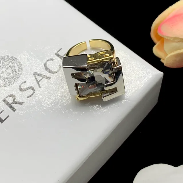 Fendi FF Crystal Square Earring 3