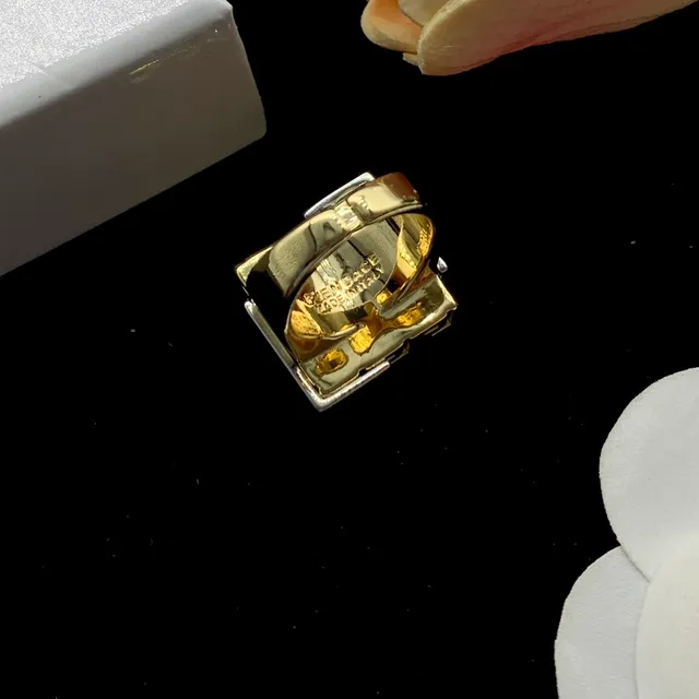Fendi FF Crystal Square Earring 6