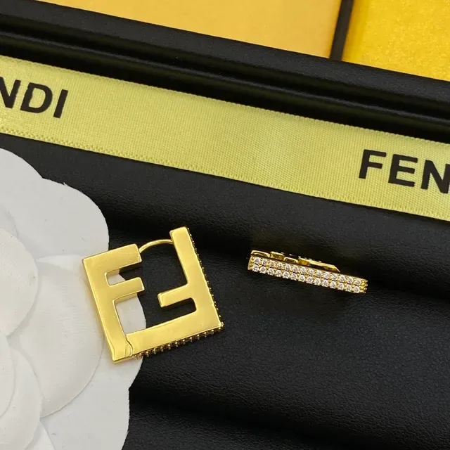 Fendi FF Logo Gold-Tone Pavé Crystal Square Pendant Necklace 3