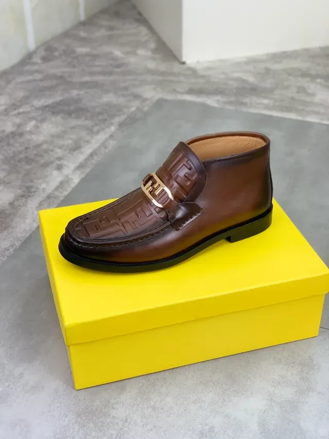 Fendi FF Logo Mocassins Marron Cuir Boucle Horsebit 4