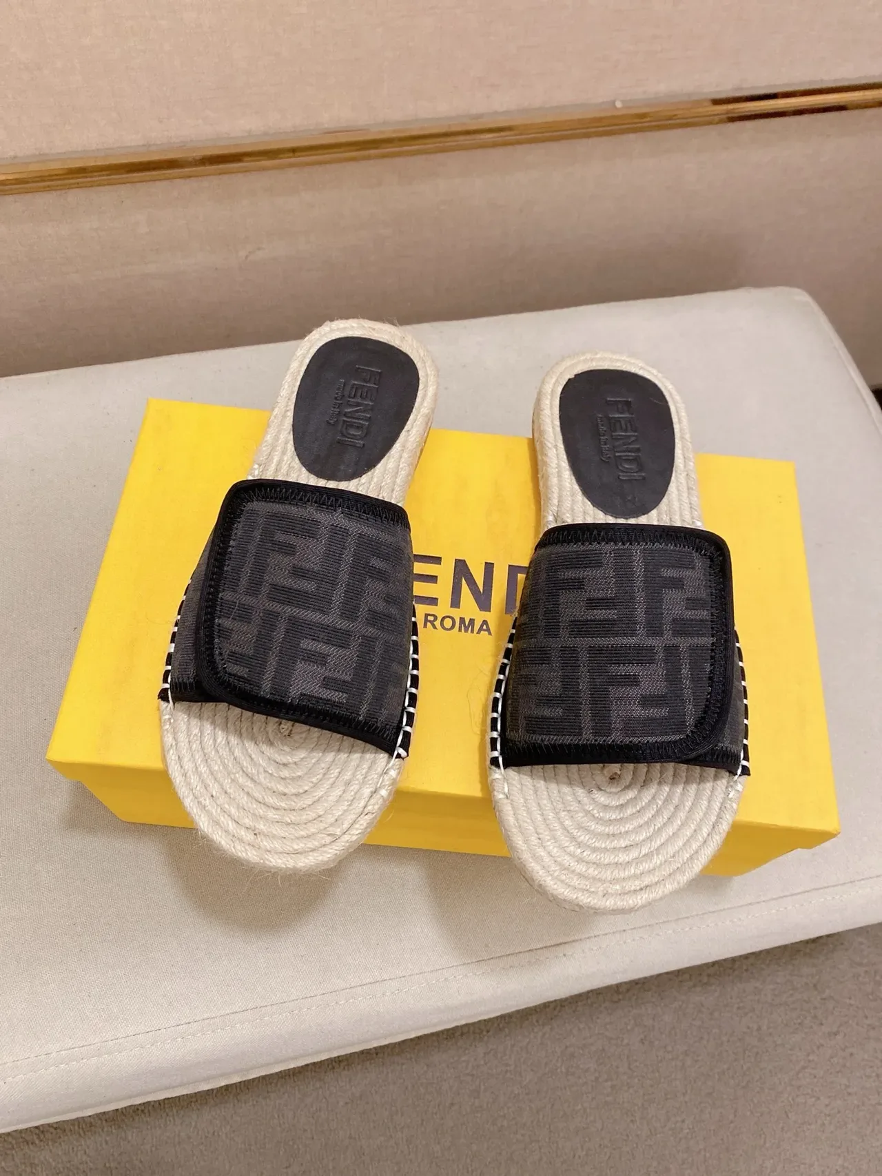 Fendi FF Strap Slide Beige Multicolor Raffia Sole Monogrammed Slippers 10